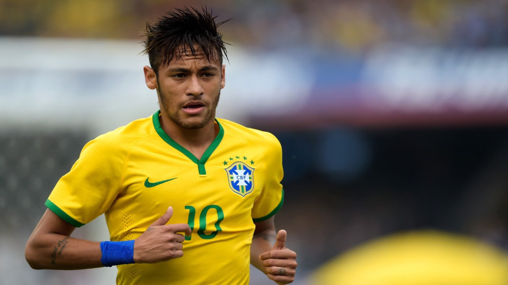 德甲联赛的场馆现代化升级，德甲球场标准